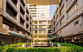 S33 Compact Sukhumvit Hotel